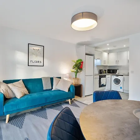 6 Rushbrooke County Cork